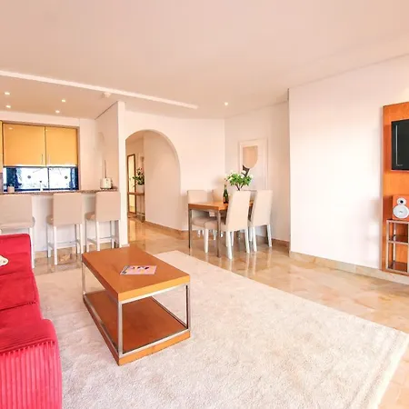 Beautiful And Modern Flat With Pool And Terrace 2 Holiday home *